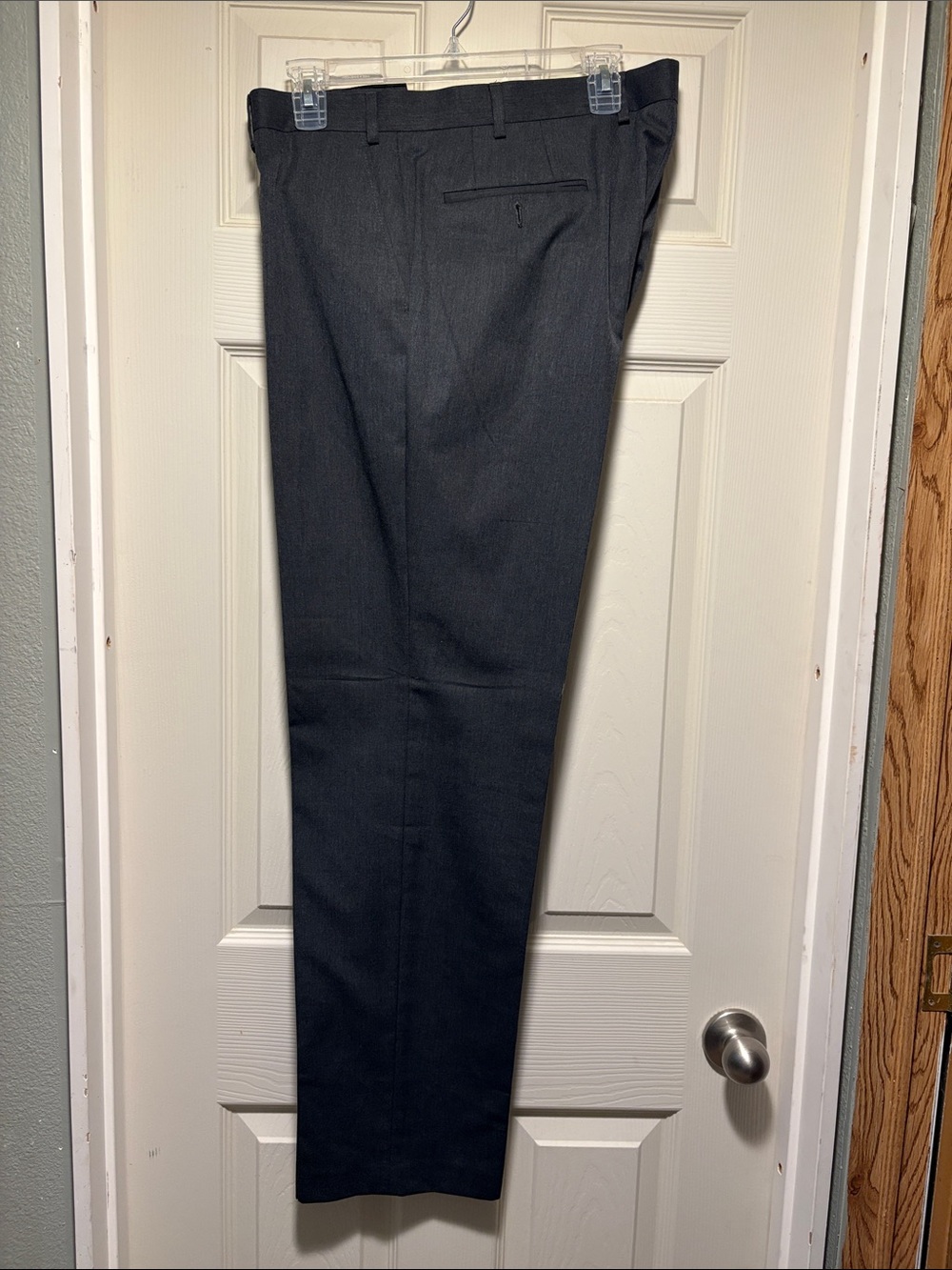 Van Heusen Men's Dark Gray Dress Pants